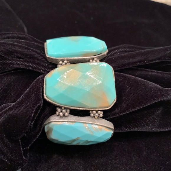 Stretchy bracelet bundle - Picture 2 of 5